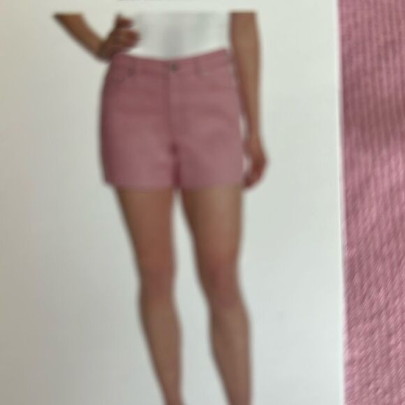 Juicy Couture Pink Denim Jean shorts, Size 10, 4” inseam, NWT - Picture 3 of 8